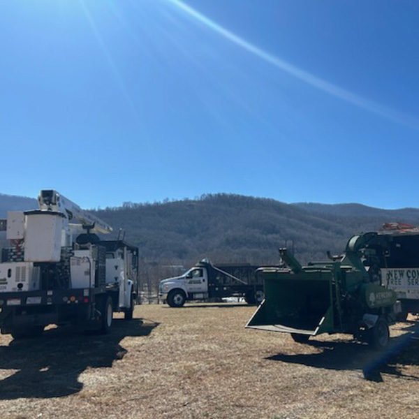 NewcombMtnsTrucks